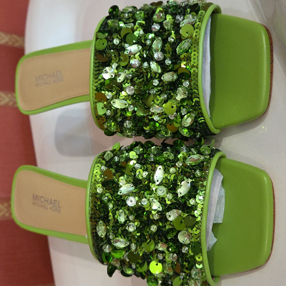 MK Limited Edition Tessa Mule - Picture 2 of 4